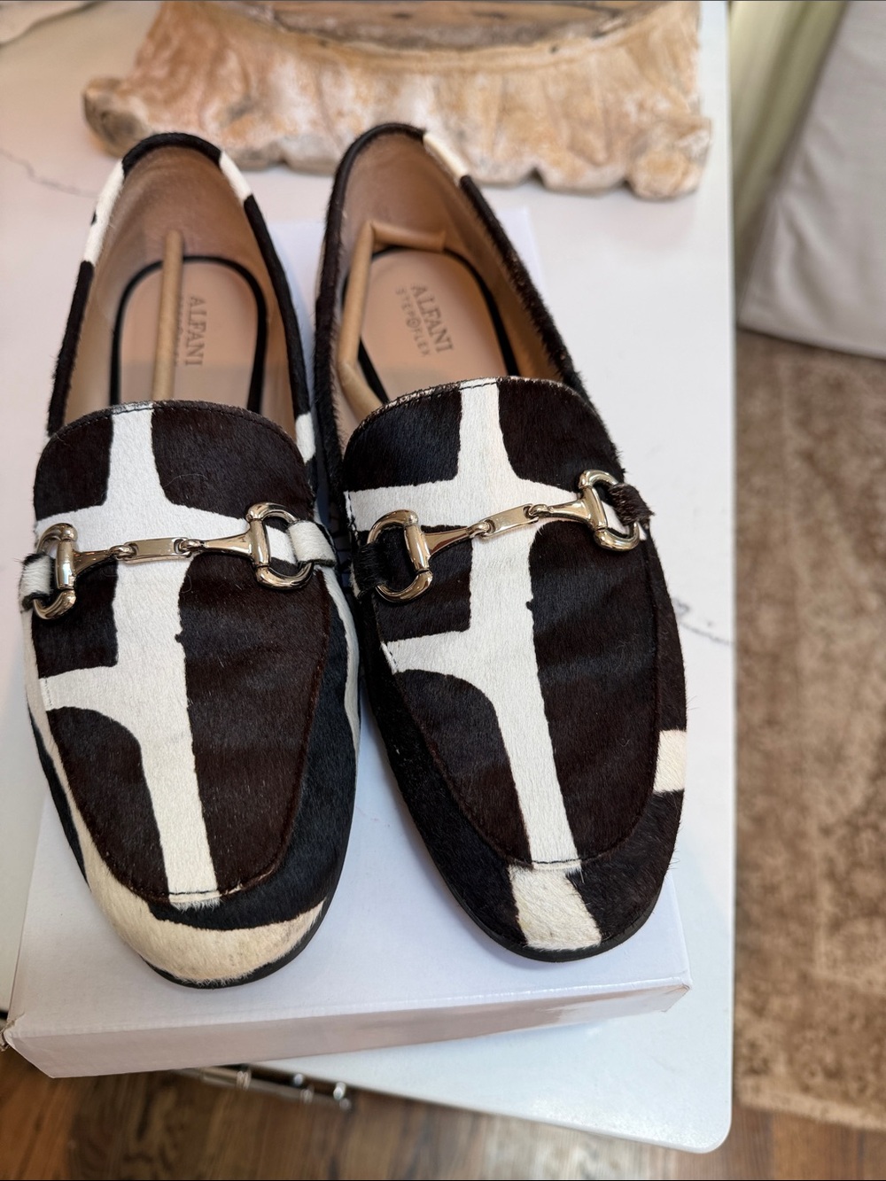 Alfani Black & White Haircalf Bit-Detail Loafers  Step Flex. Size 9.5.
